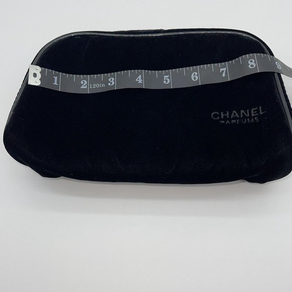 Chanel Parfums Black Velvet Travel Case Makeup Toiletry Bag 9x6" - Picture 10 of 12